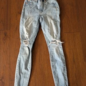 Women's GAP Distressed Blue Jeans